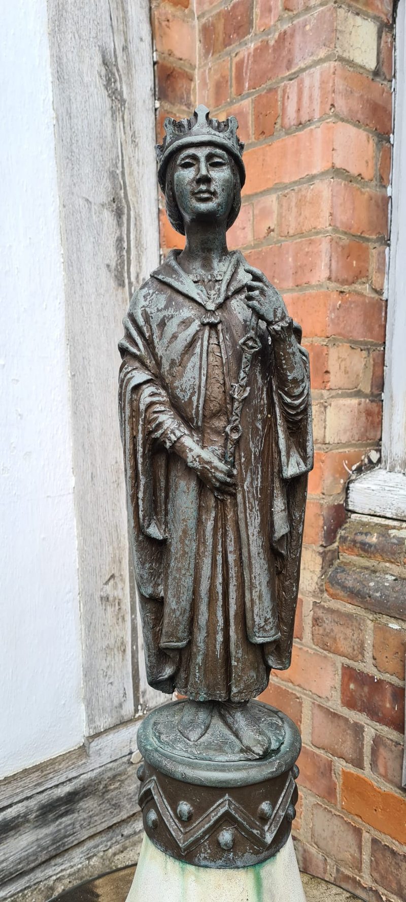 Statuette of Æthelflæd at Leicester Guildhall